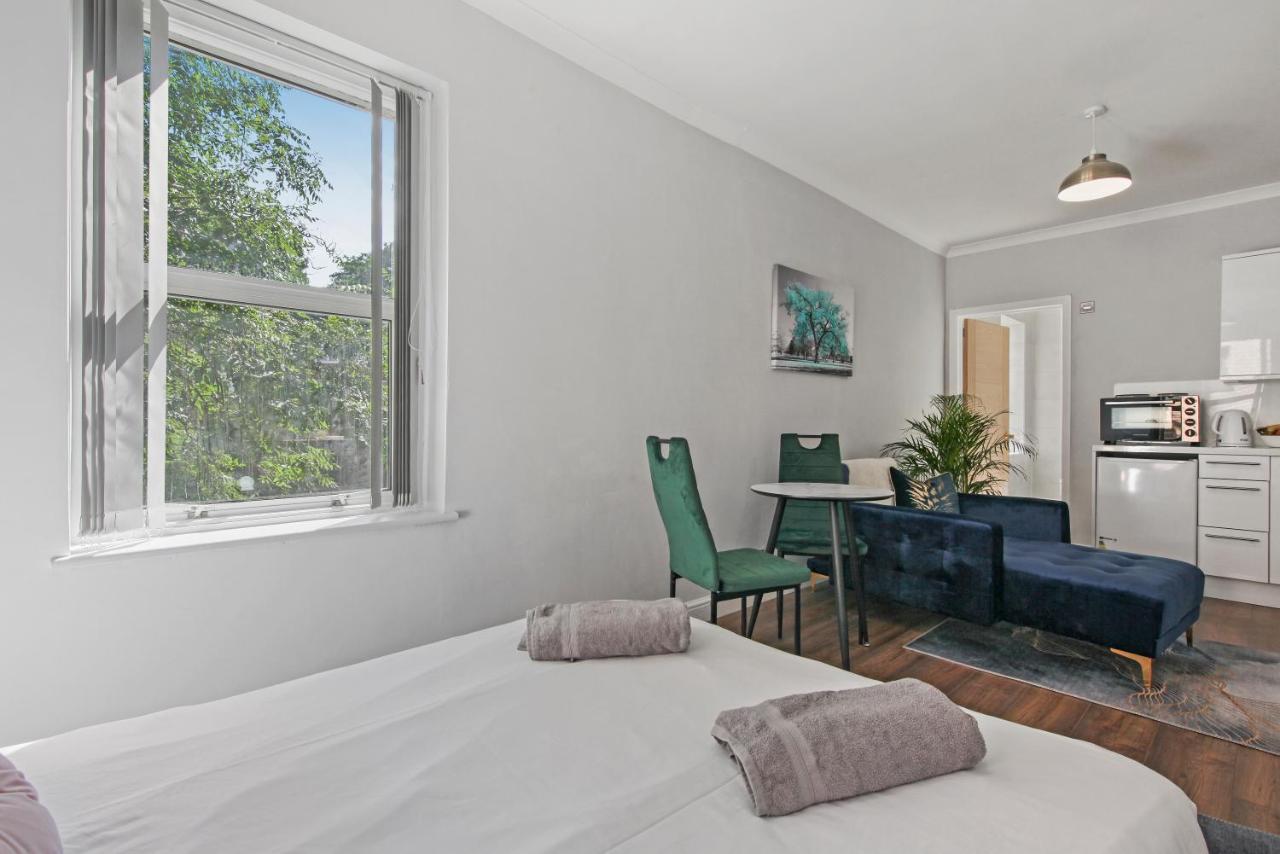 Stunning Studio Flat With Free On-Street Parking! Plumstead  Eksteriør bilde