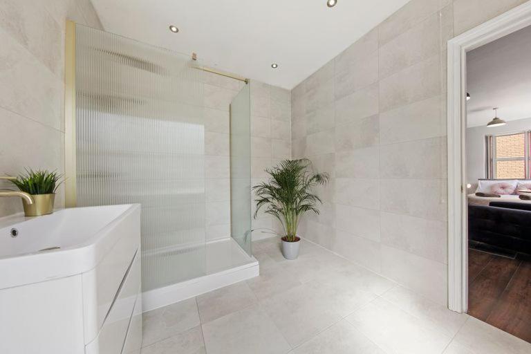 Stunning Studio Flat With Free On-Street Parking! Plumstead  Eksteriør bilde
