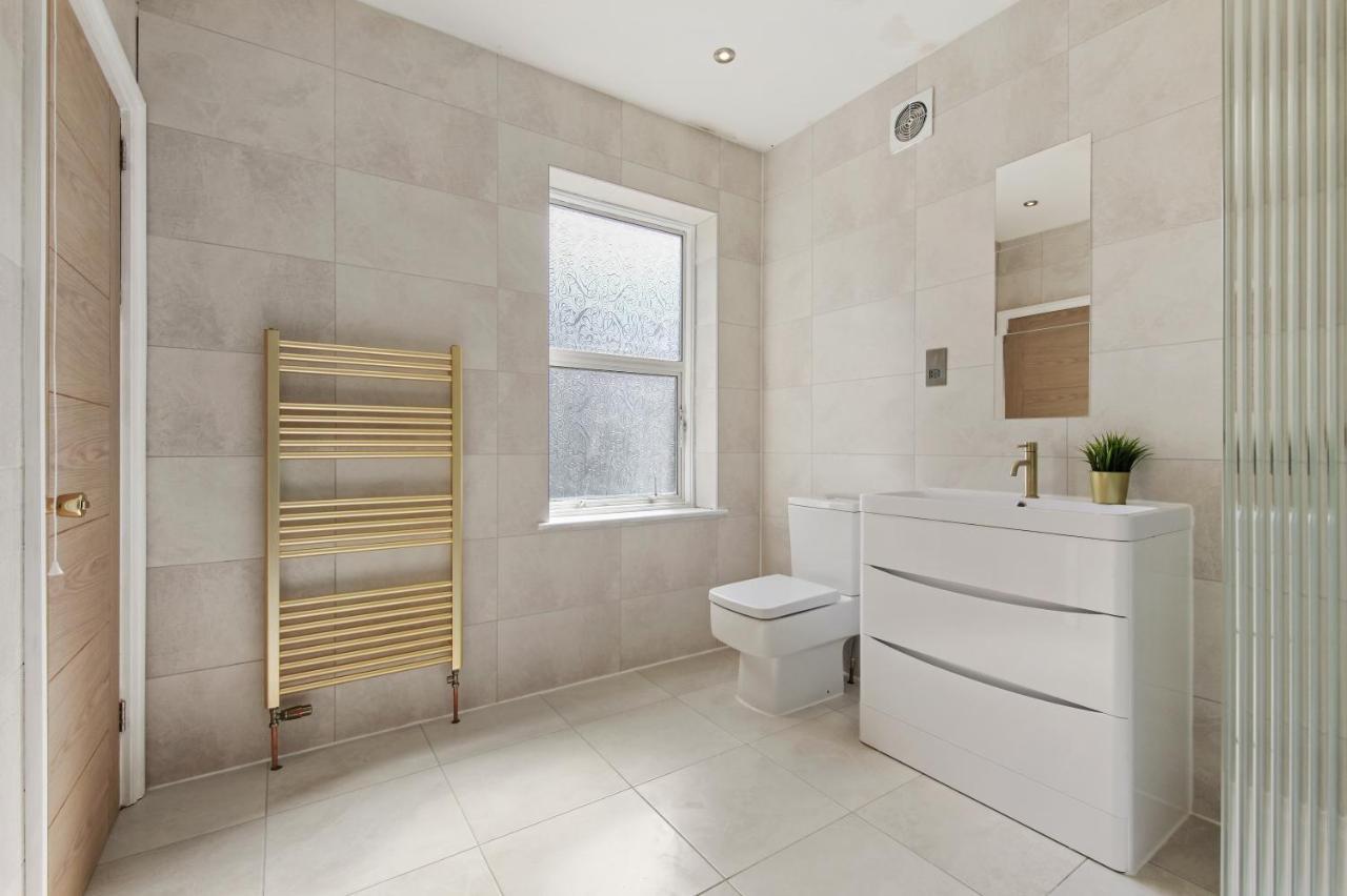 Stunning Studio Flat With Free On-Street Parking! Plumstead  Eksteriør bilde