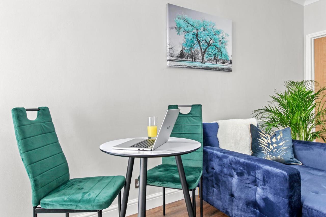 Stunning Studio Flat With Free On-Street Parking! Plumstead  Eksteriør bilde